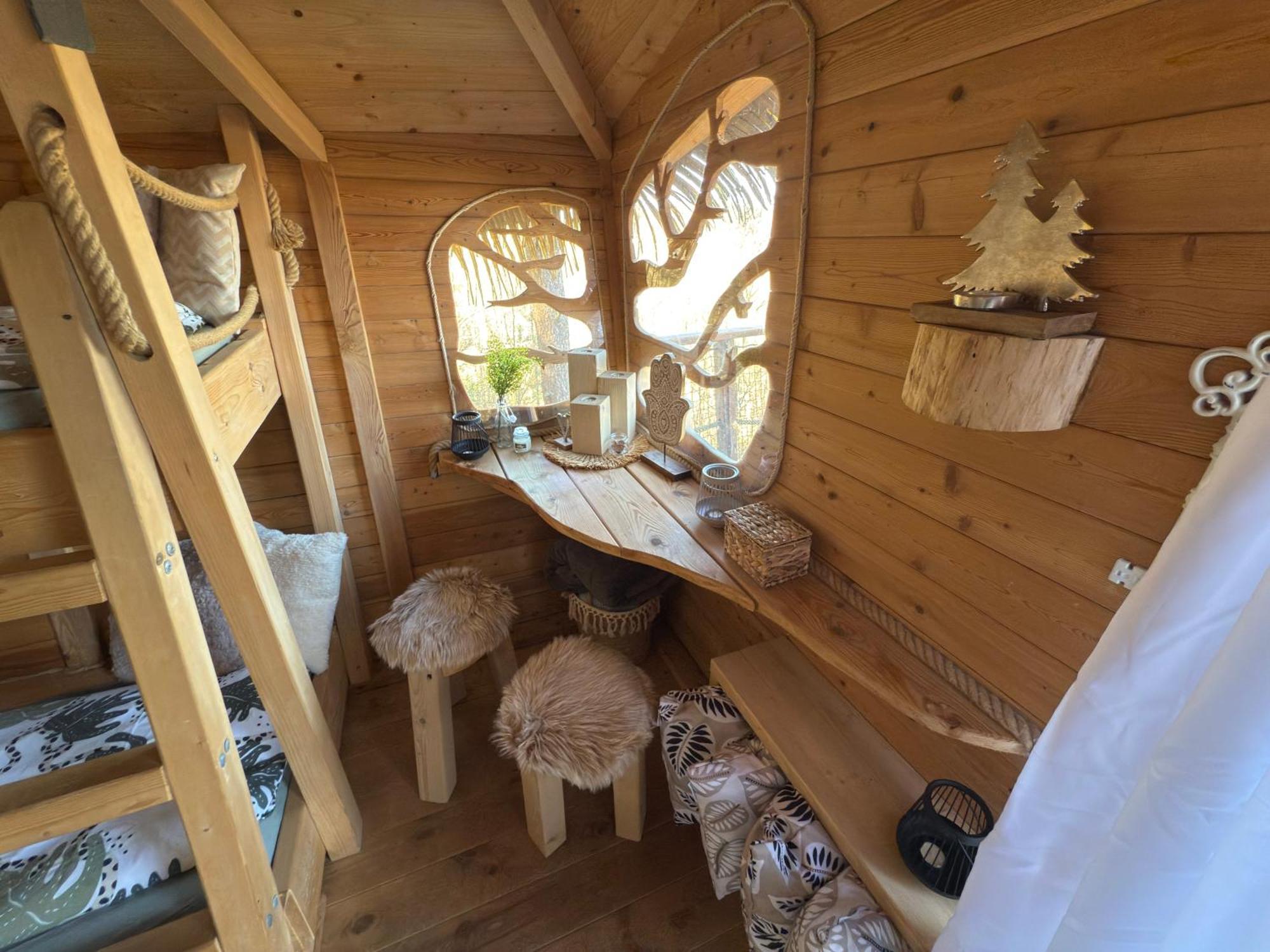 Отель Treehouse U Rybnika Osecna Экстерьер фото